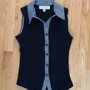 Carolyn Taylor Black and White Sleeveless Button Down Shirt
